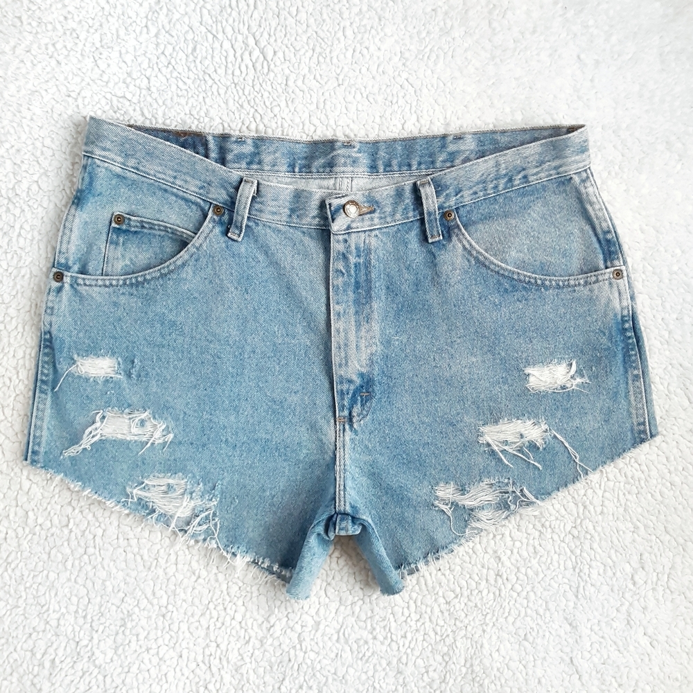 VTG WRANGLER High Rise Distressed Cut Off Short 38 / 14